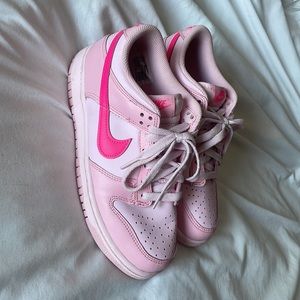 Rare pink nike dunks